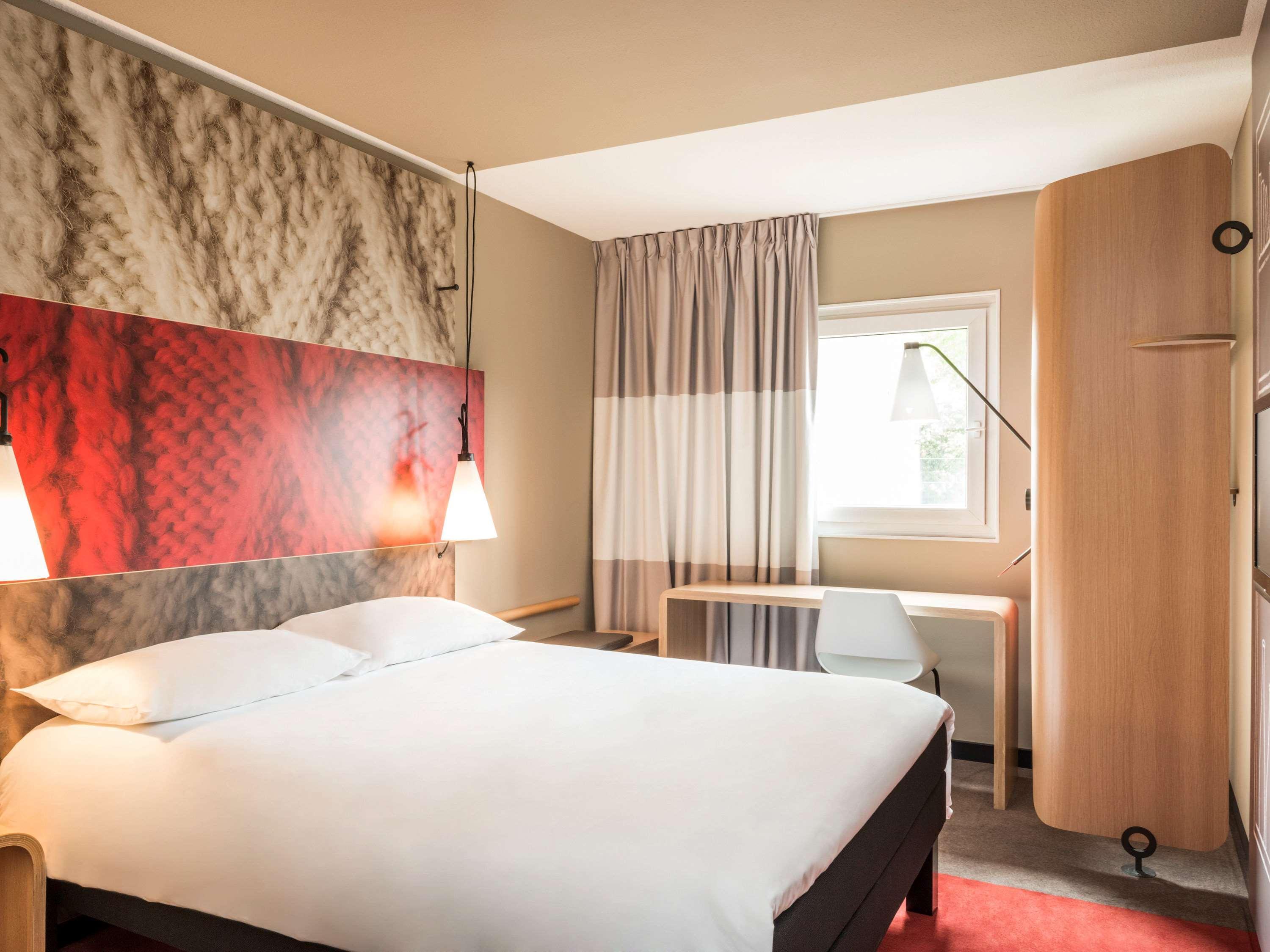 Ibis Budget Caen Porte De Bretagne Bretteville-sur-Odon Zewnętrze zdjęcie