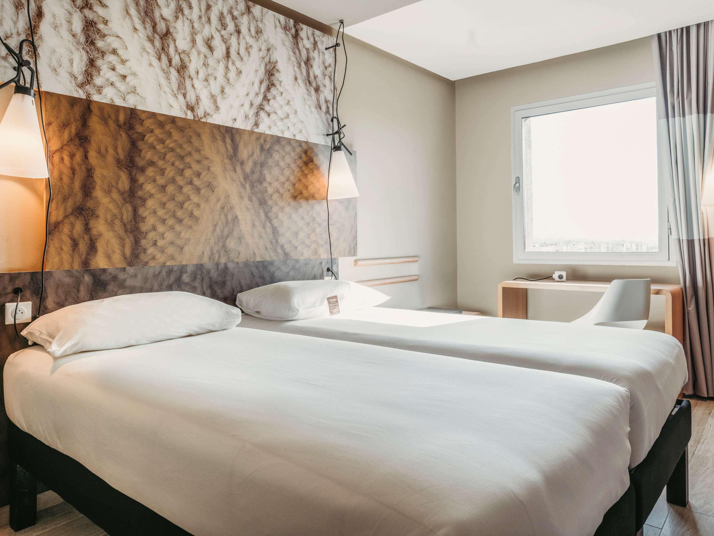 Ibis Budget Caen Porte De Bretagne Bretteville-sur-Odon Zewnętrze zdjęcie