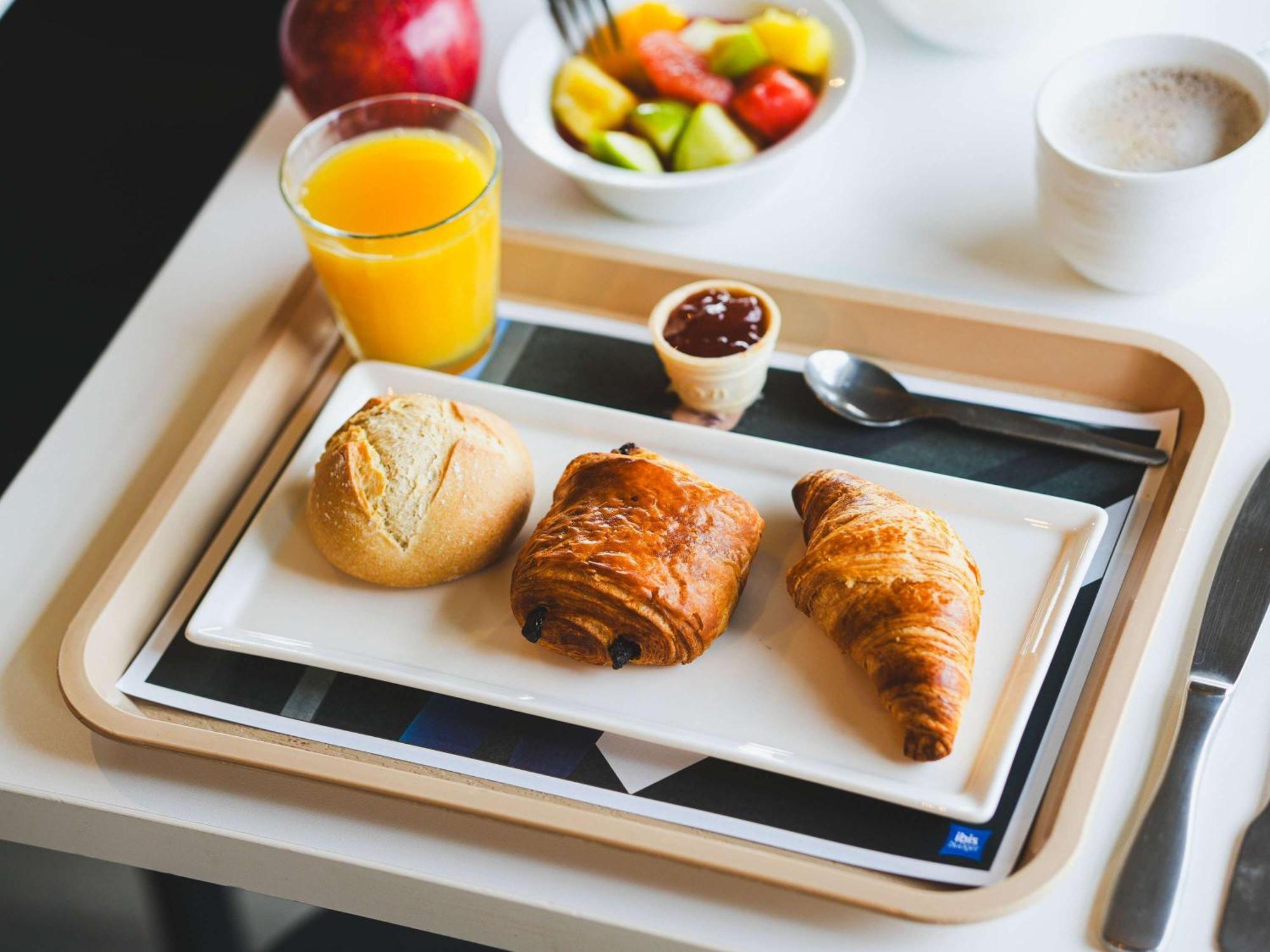 Ibis Budget Caen Porte De Bretagne Bretteville-sur-Odon Zewnętrze zdjęcie