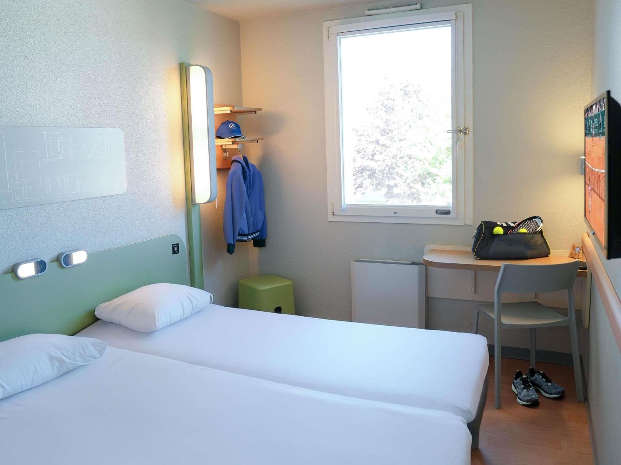 Ibis Budget Caen Porte De Bretagne Bretteville-sur-Odon Zewnętrze zdjęcie