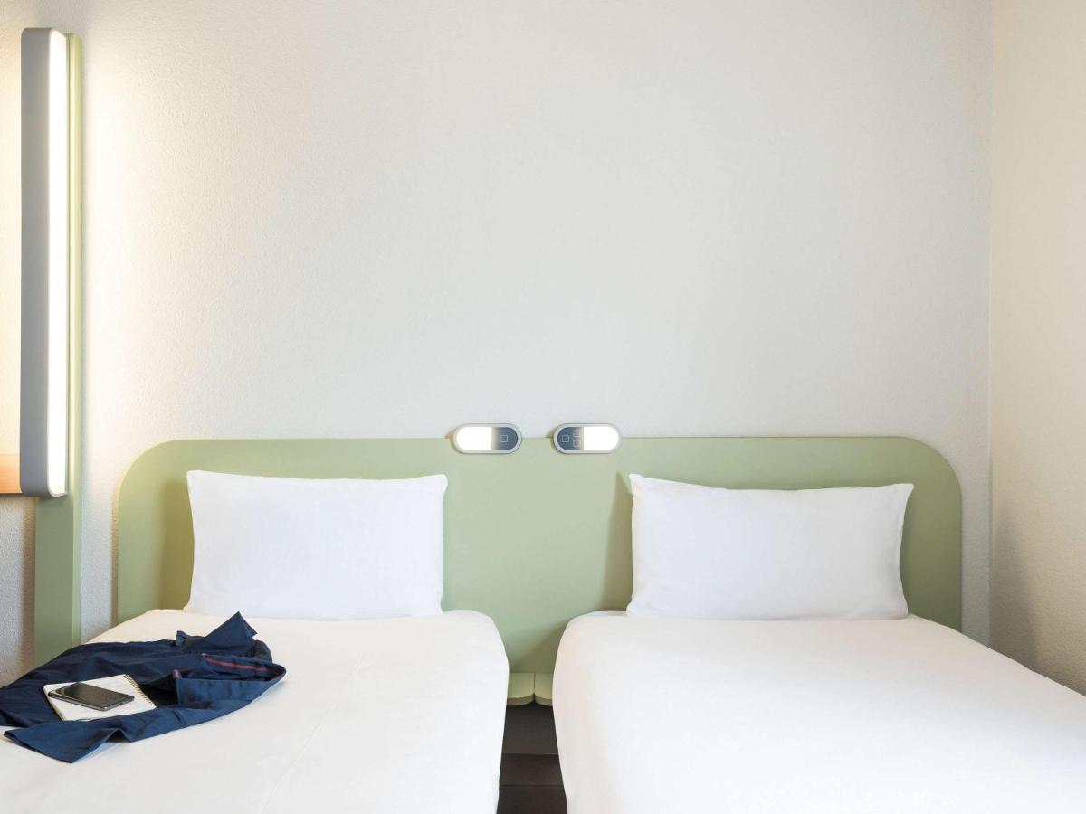 Ibis Budget Caen Porte De Bretagne Bretteville-sur-Odon Zewnętrze zdjęcie